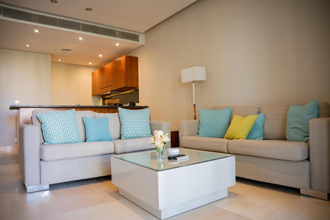 Nayah Stays, Ancient Sands Luxurious Pool Terrace Bed & Breakfast