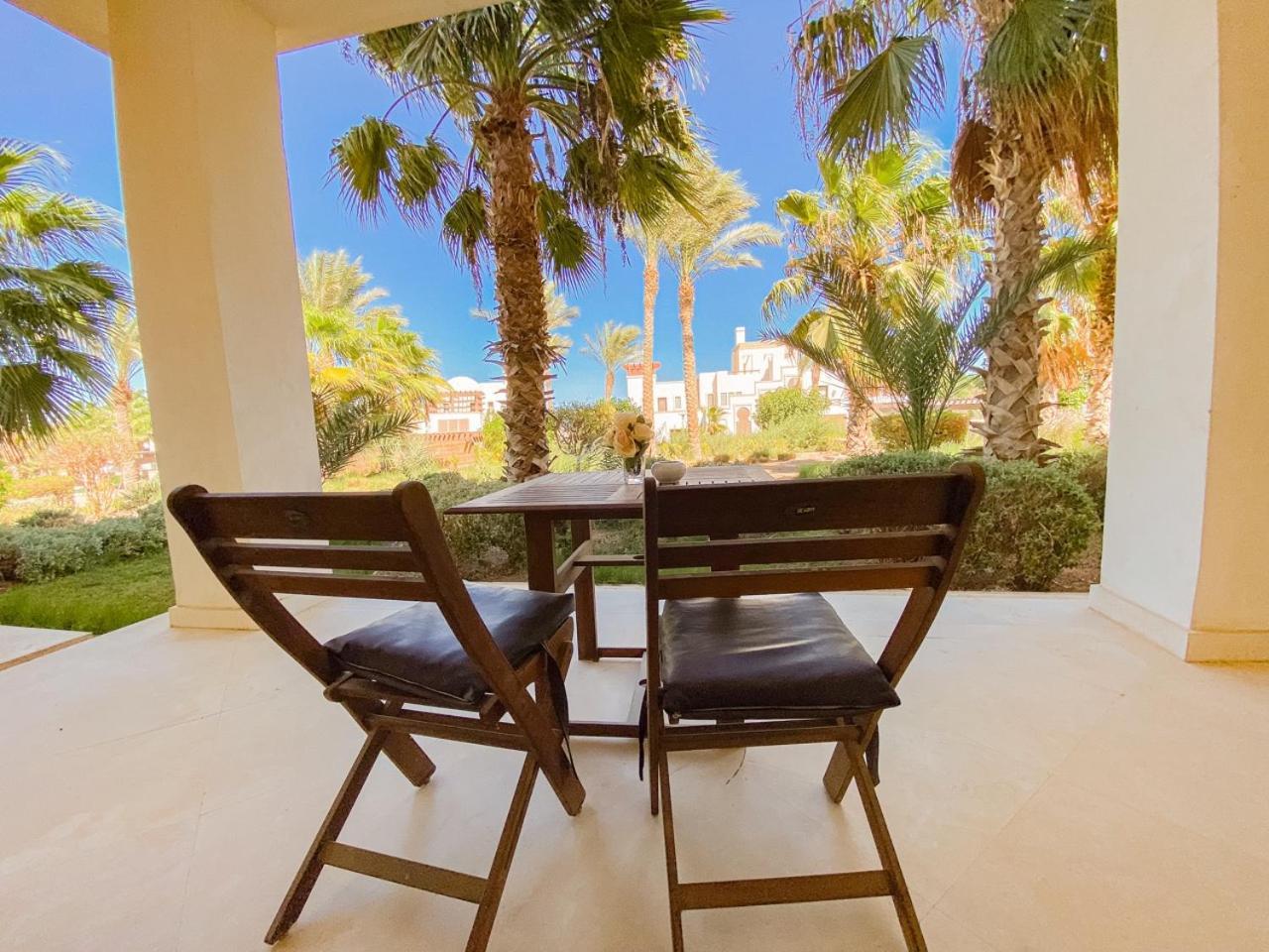 Nayah Stays, Ancient Sands Luxurious Pool Terrace Frühstückspension Hurghada