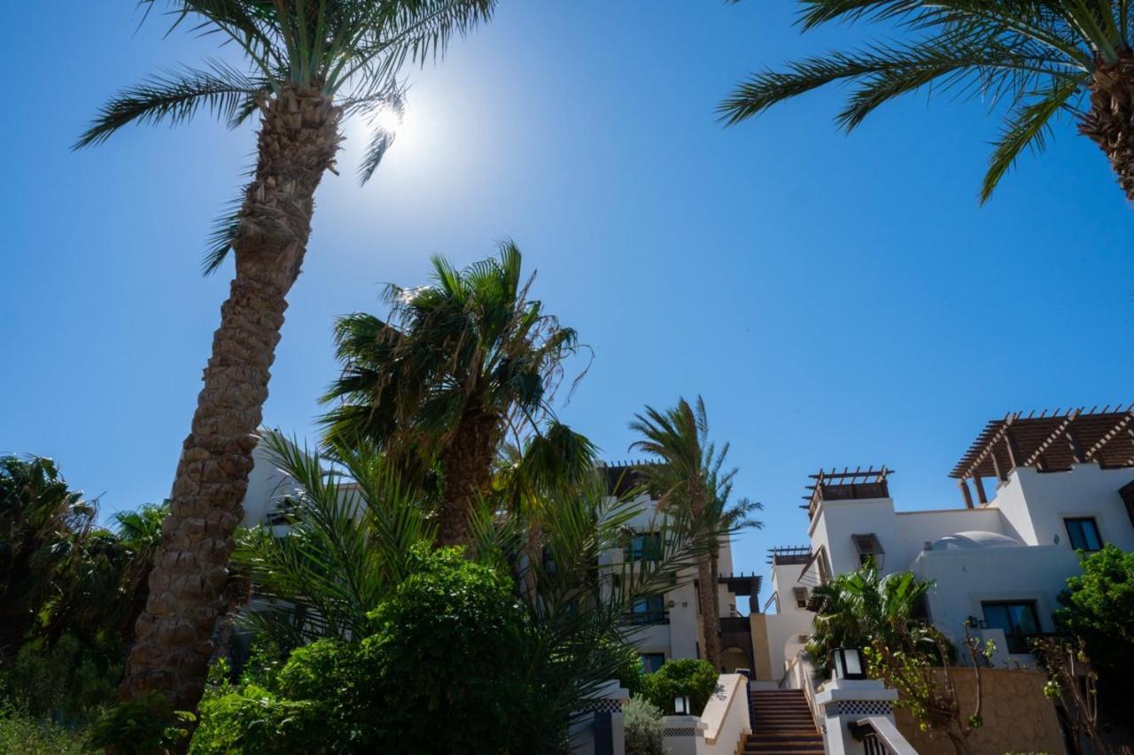 Frühstückspension Nayah Stays, Ancient Sands Luxurious Pool Terrace